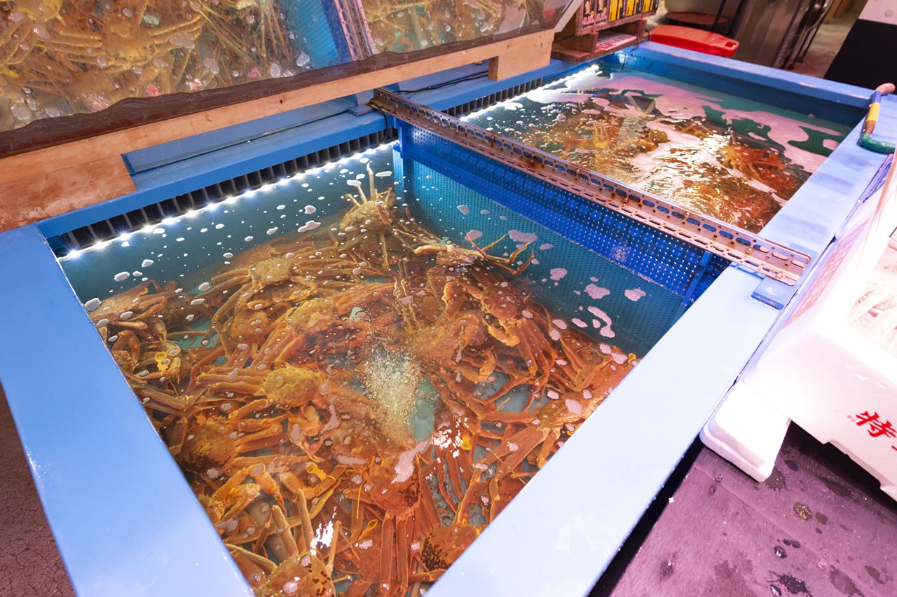 生け簀の甲羅 鮮魚店 写真 4