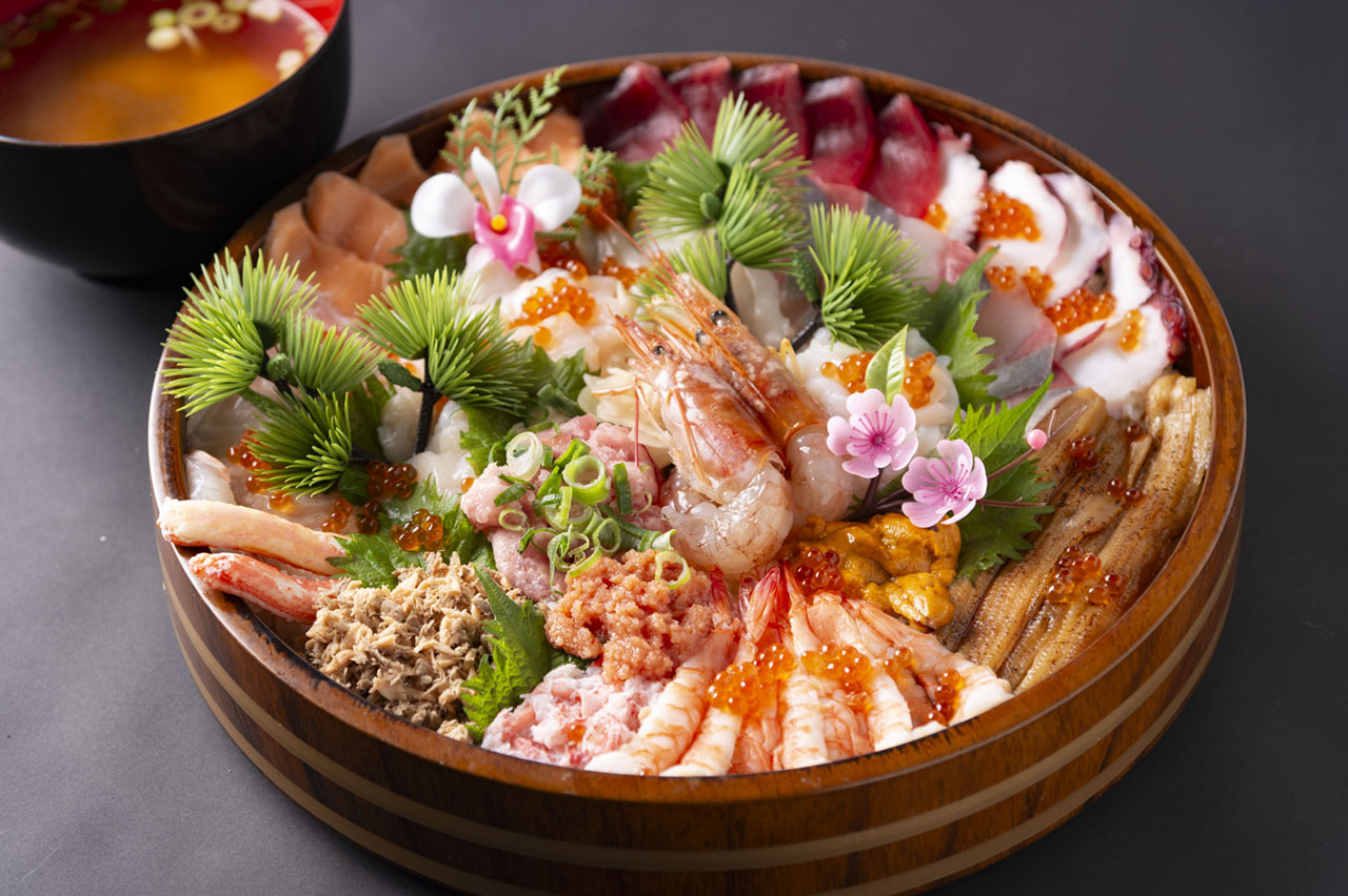 鮮旬処 よって家 写真 1